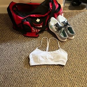 Lululemon Yflow sports bra